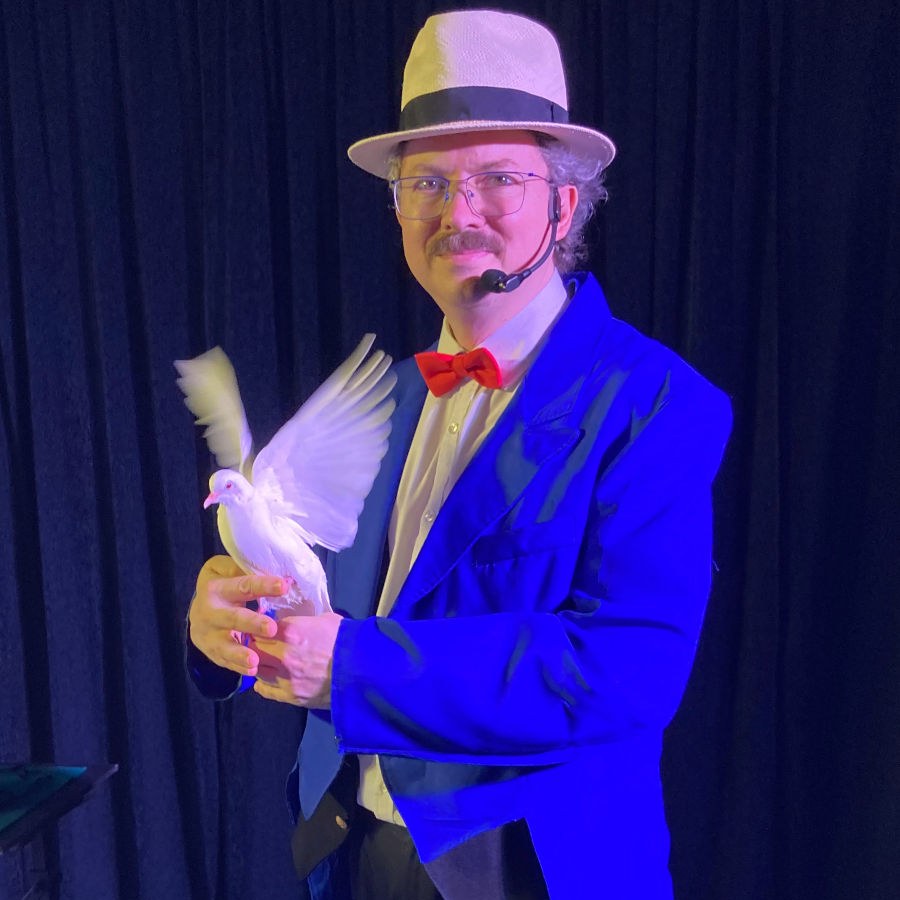 Spectacle de magie avec Sylvio le magicien