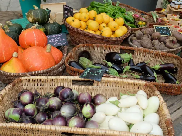Petit marché de Ville ...