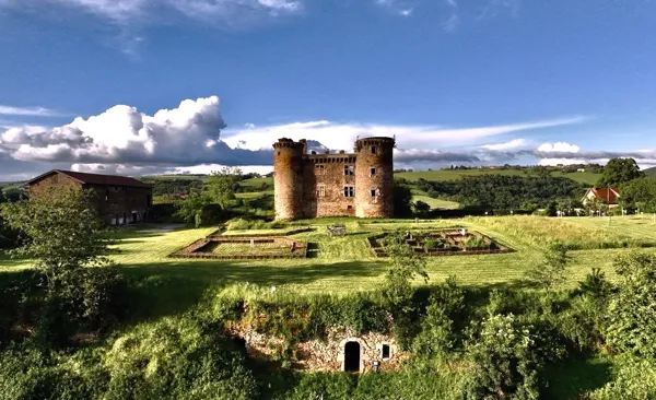 Chasse aux œufs de Pâques au Château de Pagax