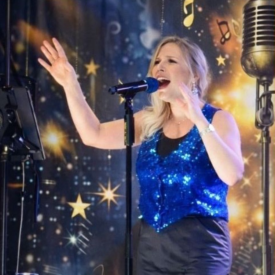 Estelle Canta chanteuse live