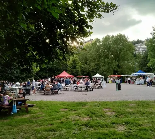 Marché de producteurs de pays et animations musicales