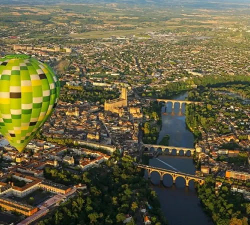 Vol en montgolfière au départ d’Albi : découvrez le Tarn vu du ciel