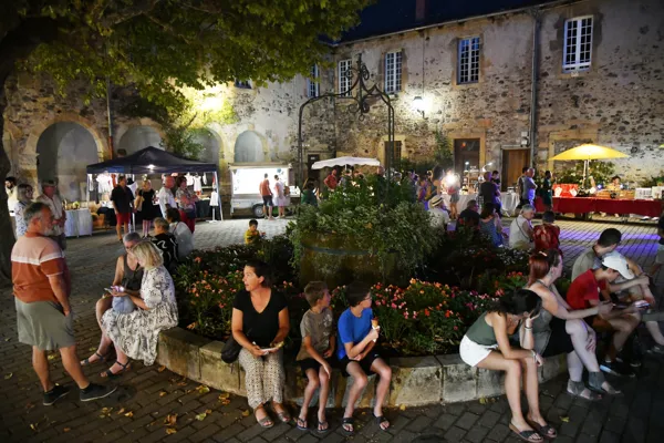 Marché nocturne