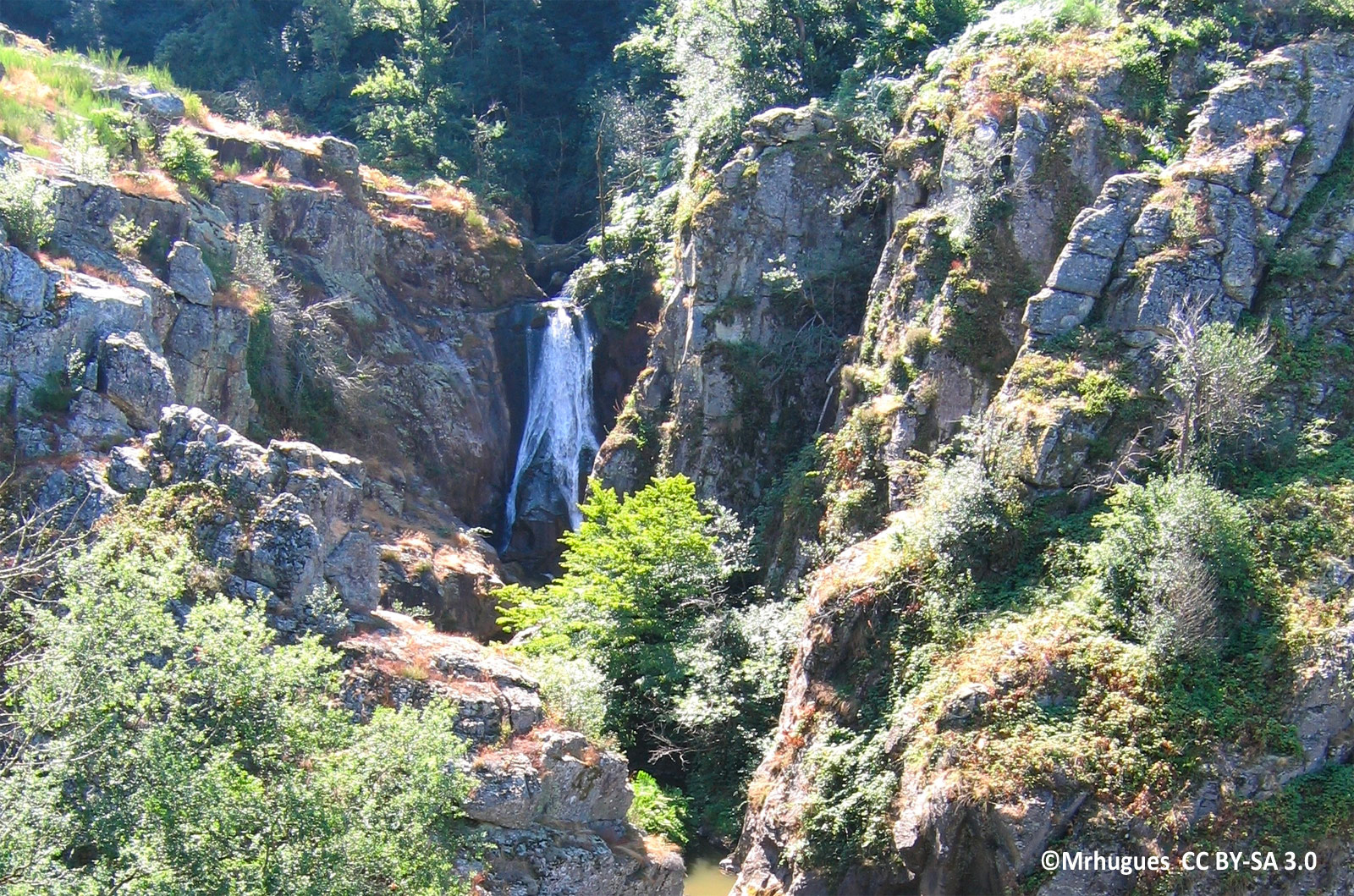 Arifat waterfalls