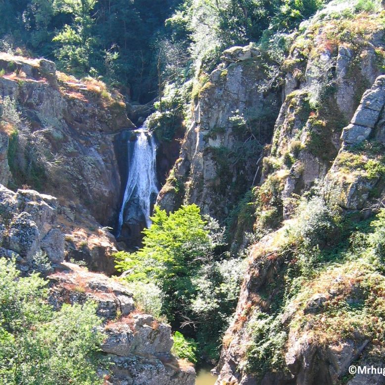 Arifat waterfalls