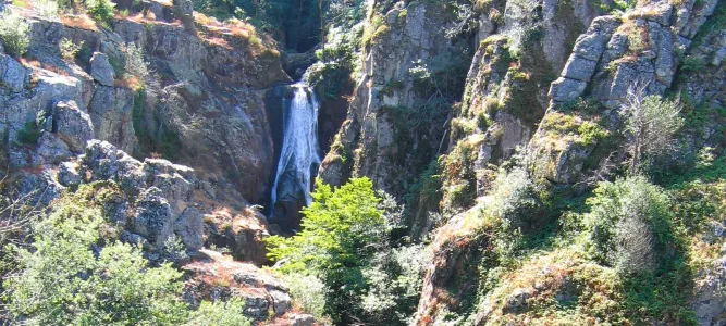 Arifat waterfalls