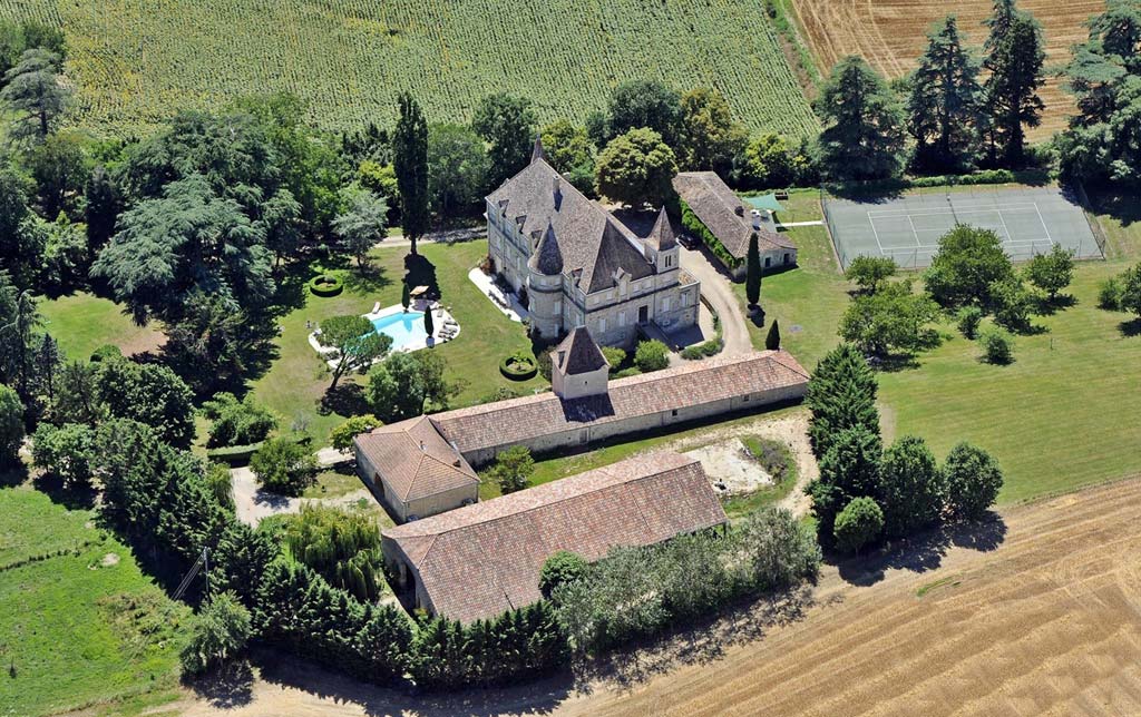 Plombis Castle