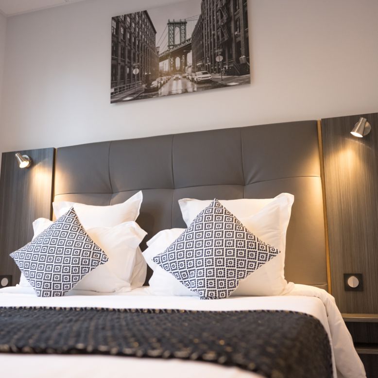 Hotel The Originals Albi Rive Droite