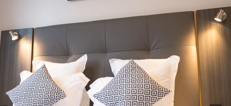 Hotel The Originals Albi Rive Droite