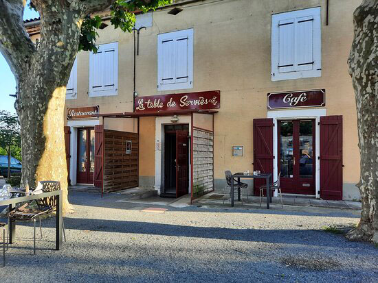 mijn doe niet Publiciteit La table de Serviès - Restaurants in Serviès - Guide Tarn Aveyron