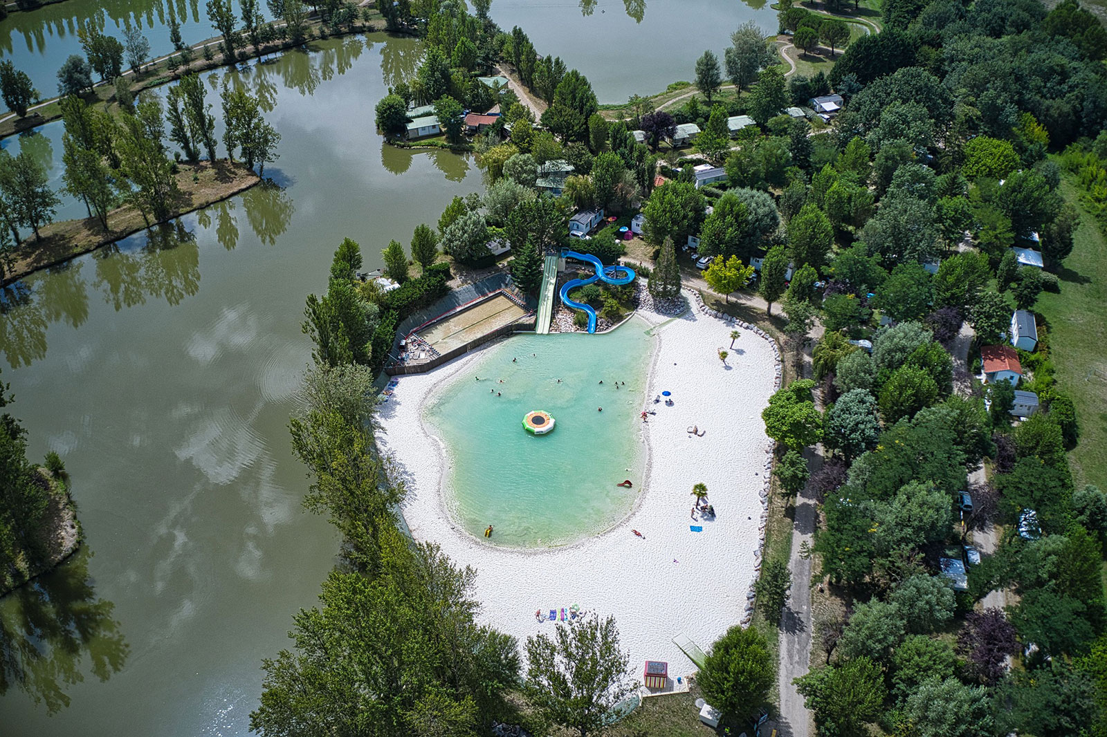 Camping le plan d'eau Saint-Charles