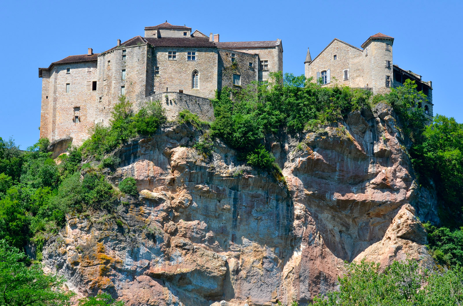 Les abris sous-roches de Bruniquel