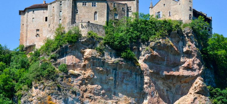 The rock shelters of Bruniquel