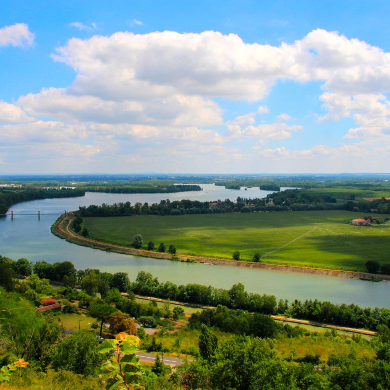 Beaucaire Island