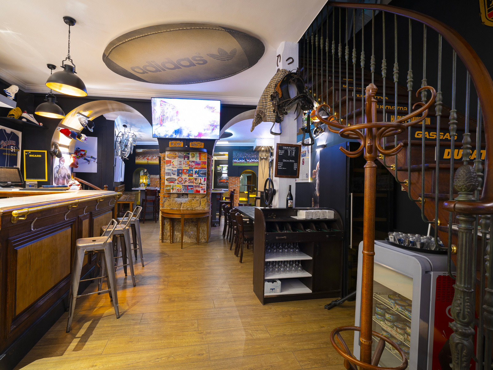 Sport Bar