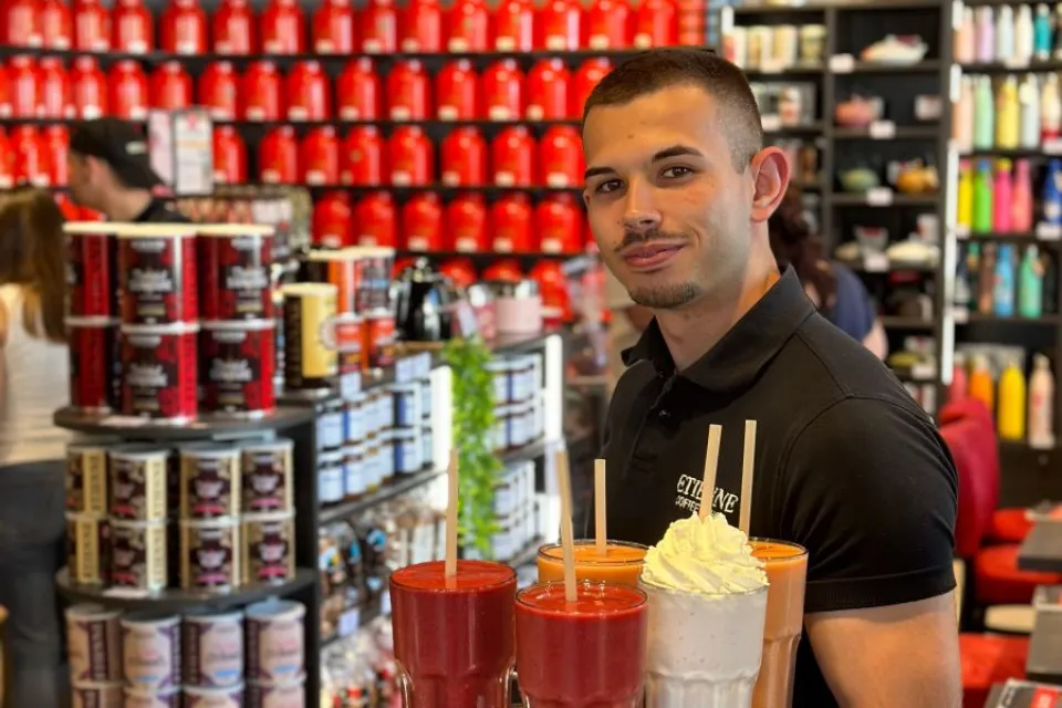 Etienne Coffee & Shop