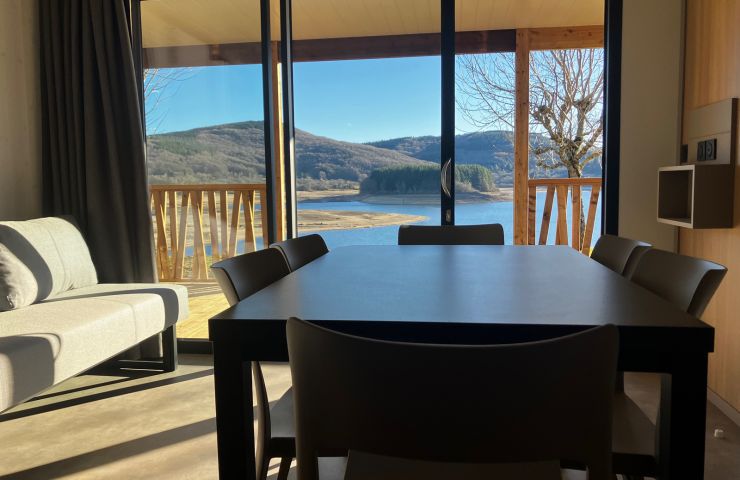 Les rives du lac Laouzas