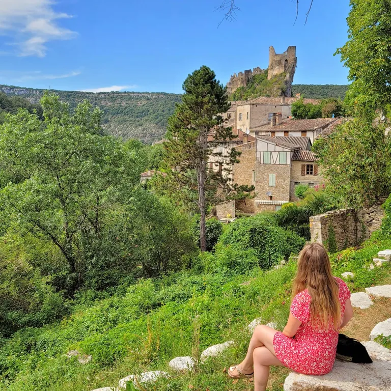 Visit of Penne and its castle in the Tarn