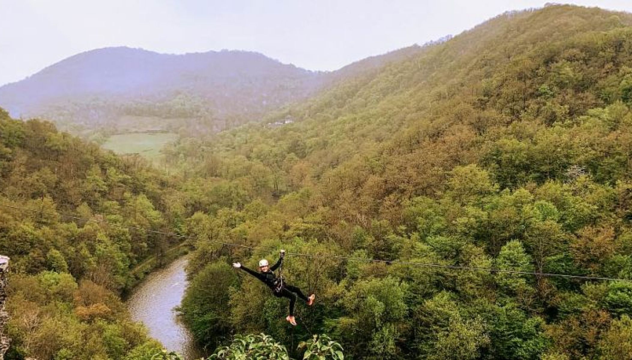 Partez à l’aventure : La Via Ferrata du Roc du Gorb dans l’Aveyron!