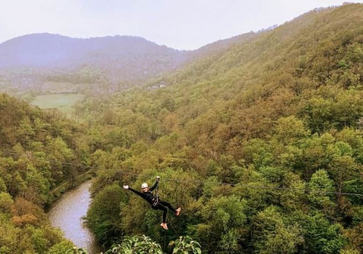 Partez à l’aventure : La Via Ferrata du Roc du ...