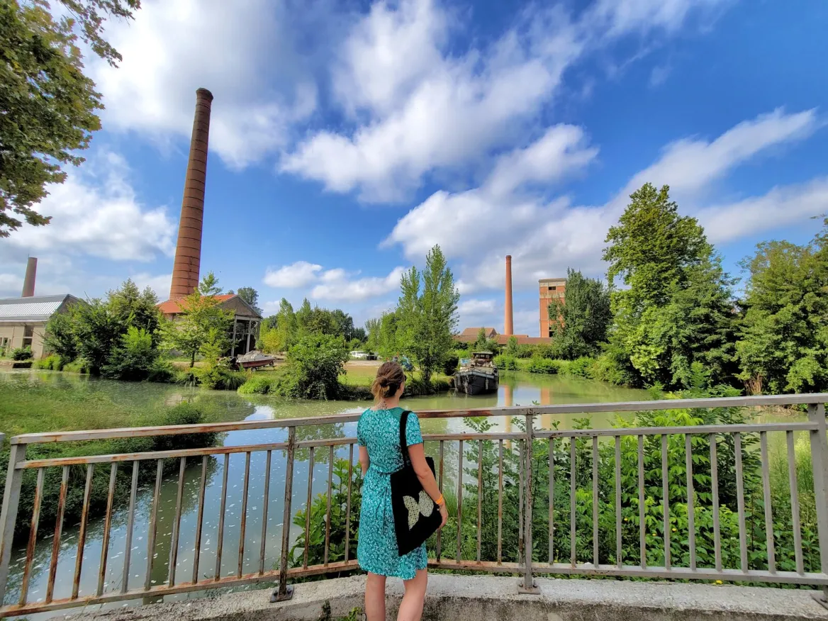 Canal side to the Garonne
