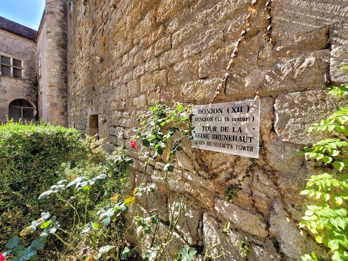 La Tour de la Reine Brunehaut