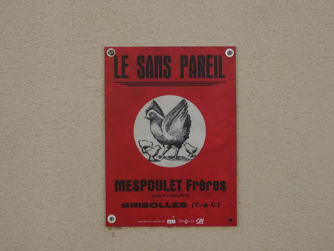 Pancartes des anciens ateliers de balais