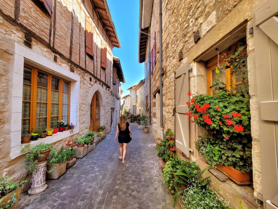 Along the alleys