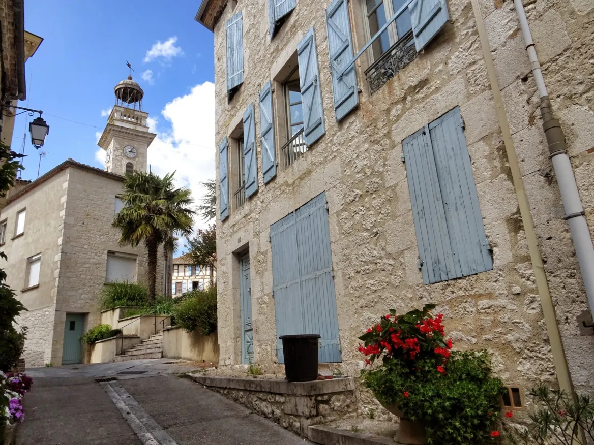 Montaigu de Quercy