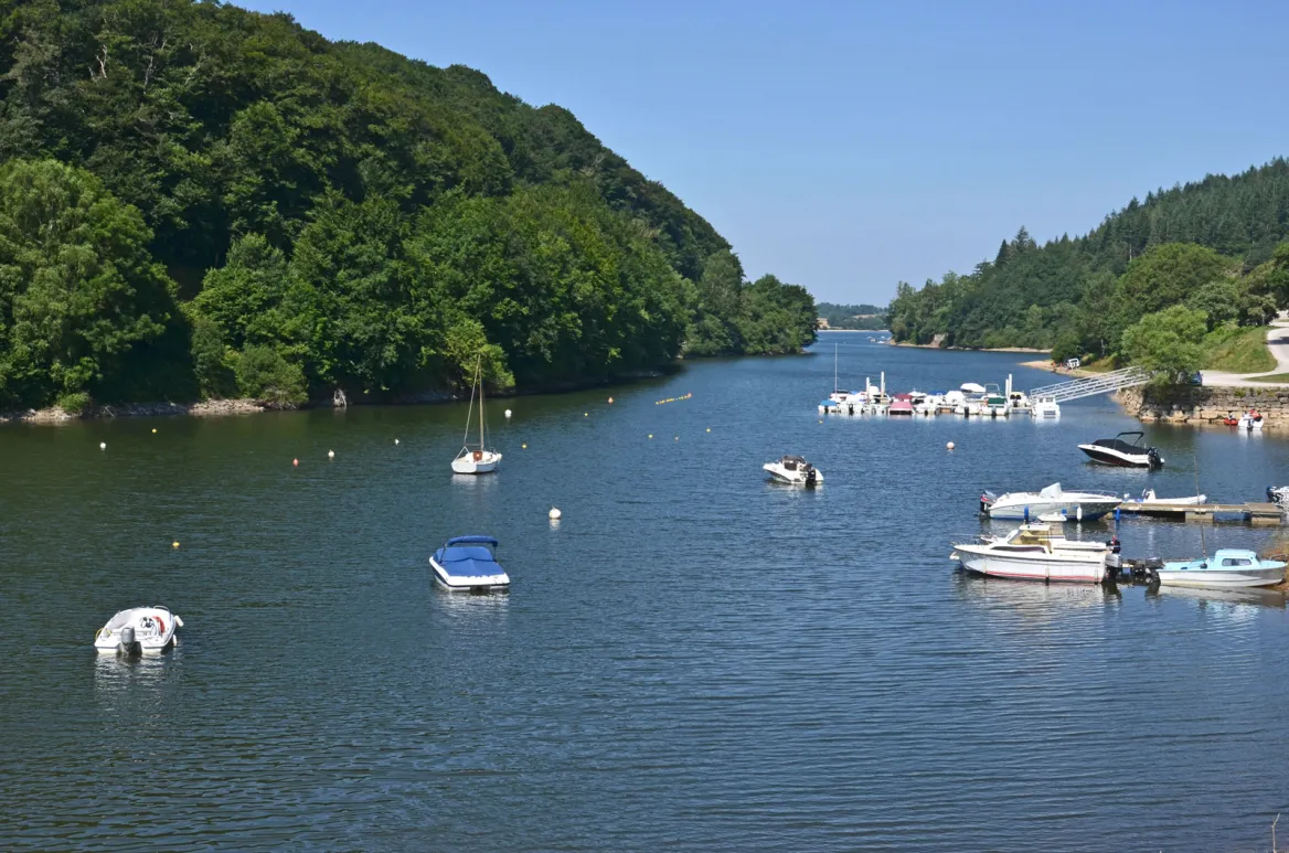 Lac de Pareloup