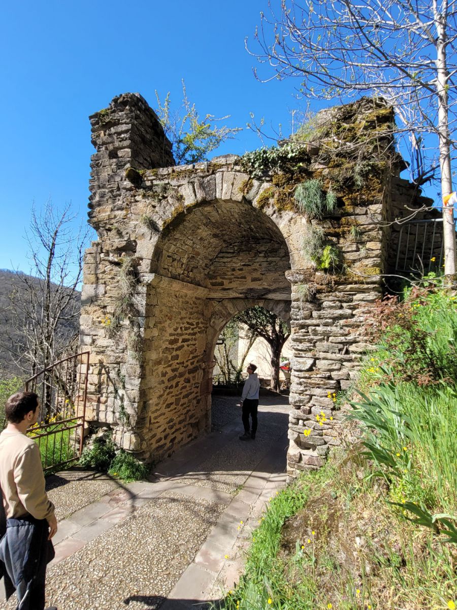 Porte de la Pique Najac
