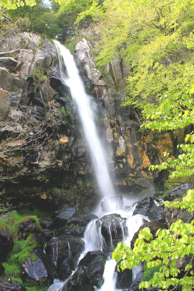 Devèz Waterfall Photo: AdobeStock channel