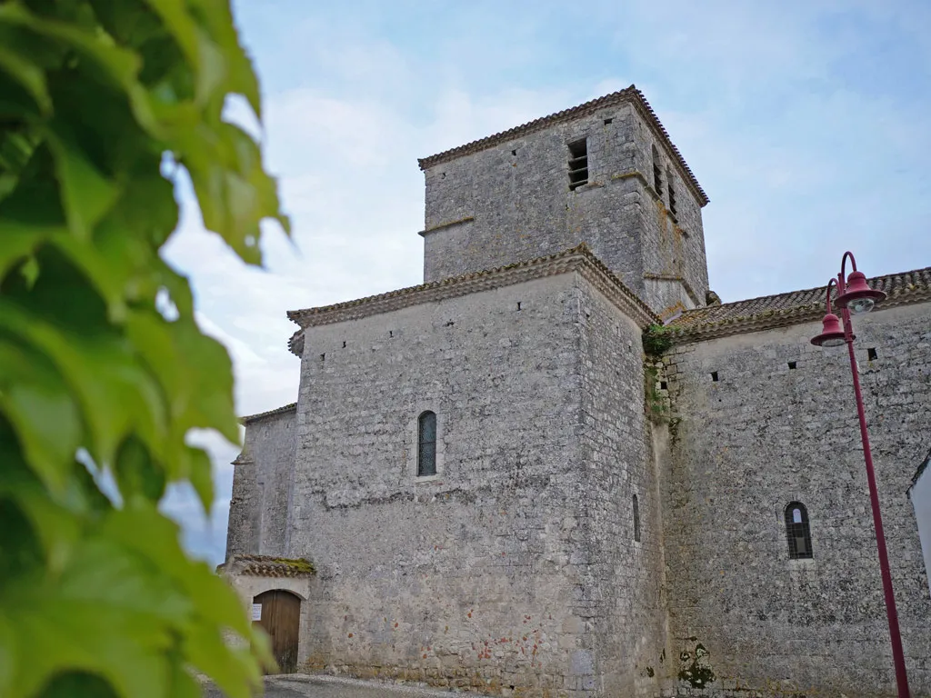 Eglise de Lacour