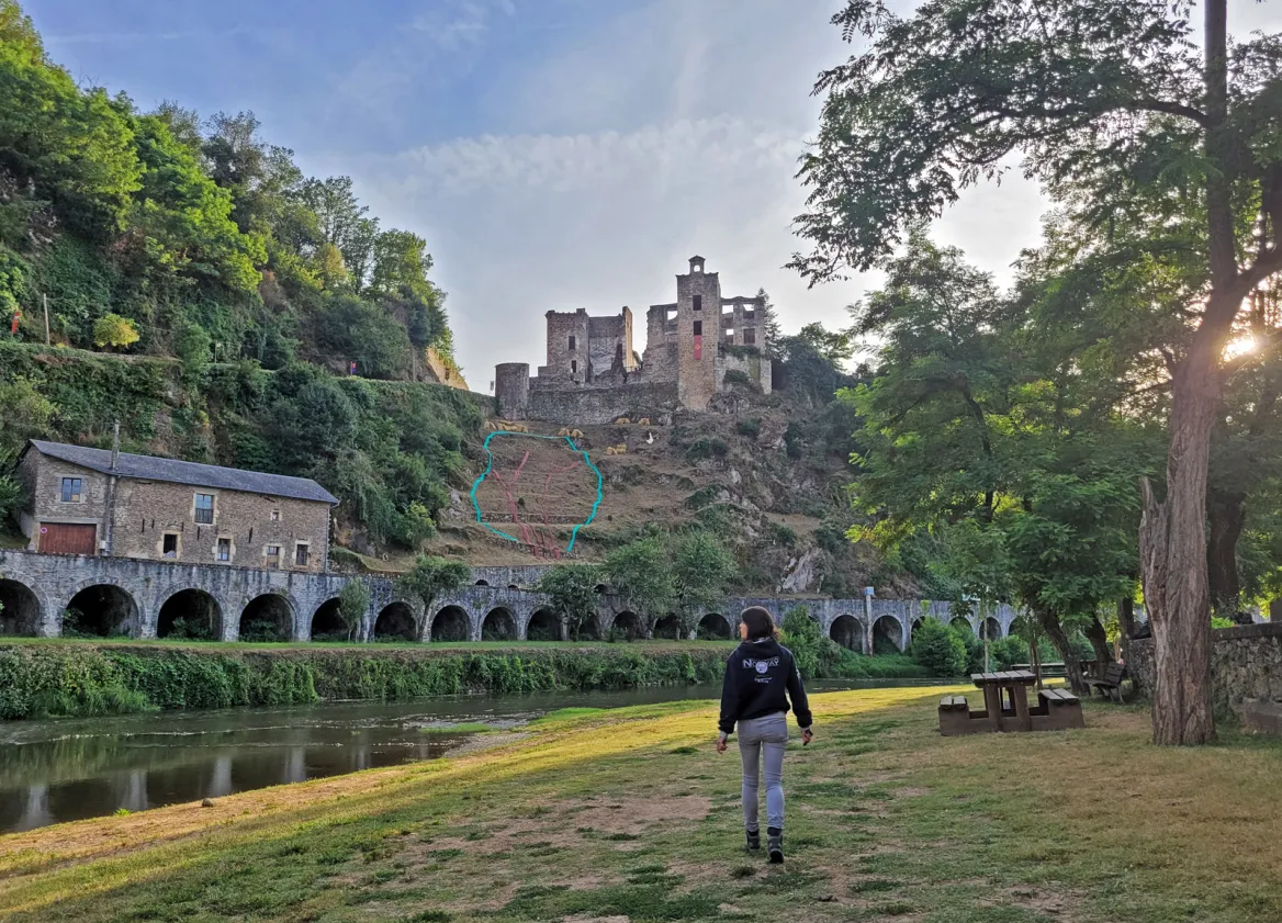 Laguépie Castle