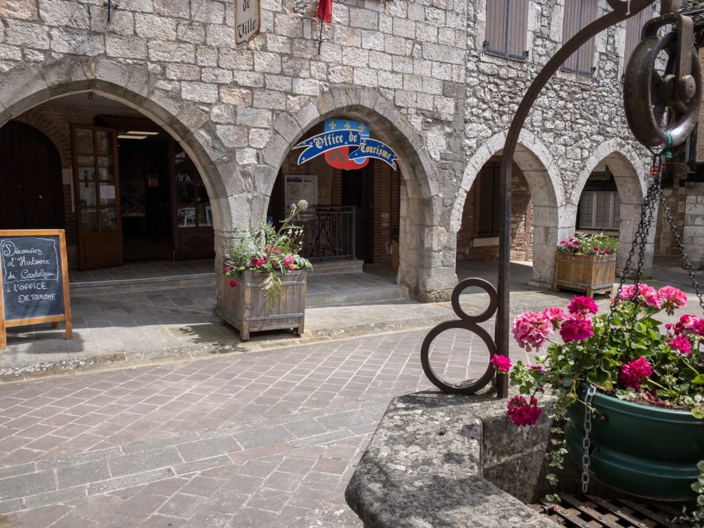 Castelnau-de-Monmiral