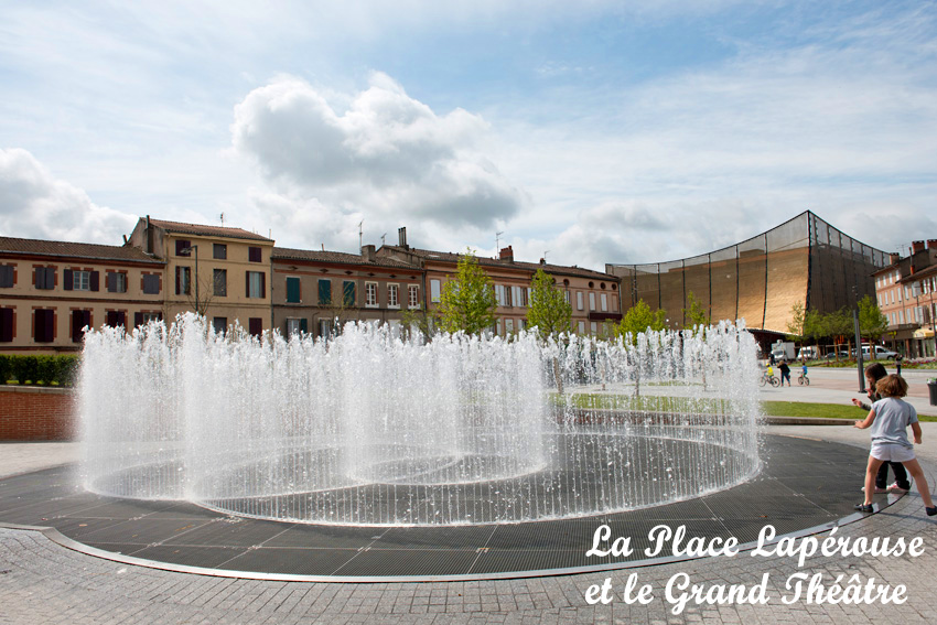 Place Lapérouse and the Grand Théâtre