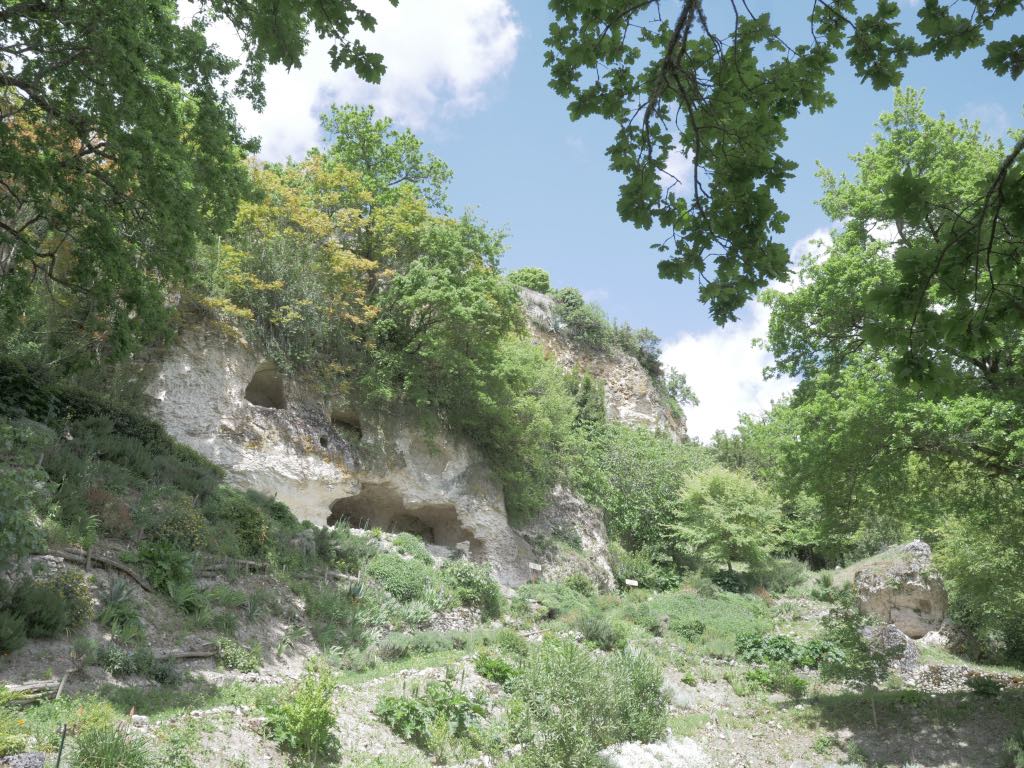 The troglodyte site