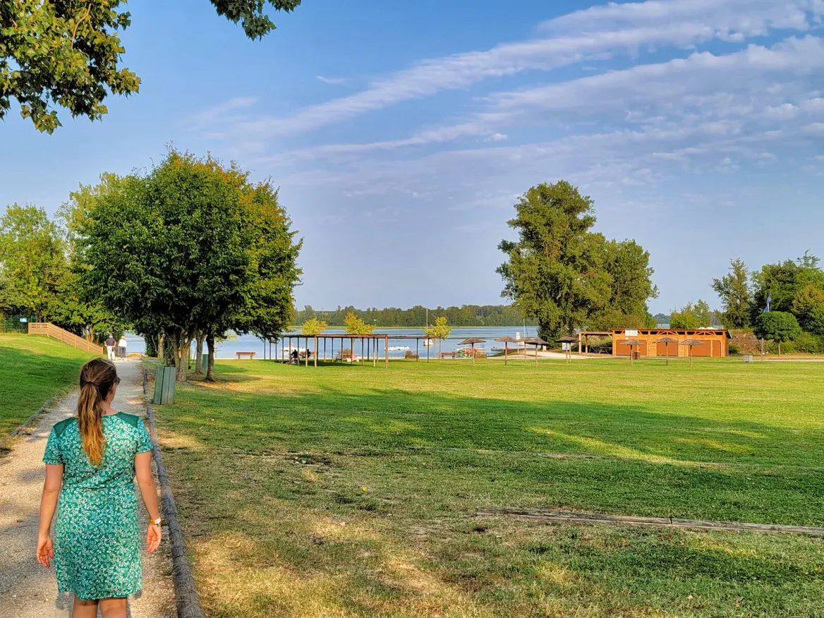 Saint-Nicolas-de-la-Grave: The ornithological reserve of the leisure center