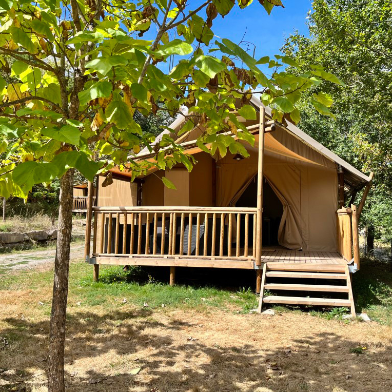 Camping La Prade - Votre parenthèse nature en famille, entre sérénité et authenticité !