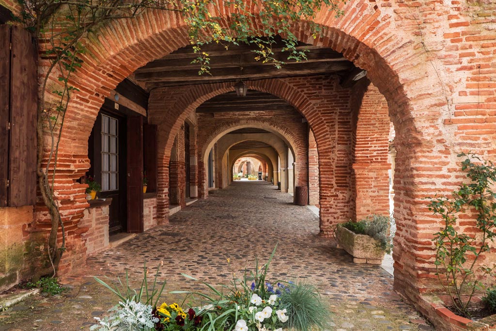 Arches en briques à Auvillar